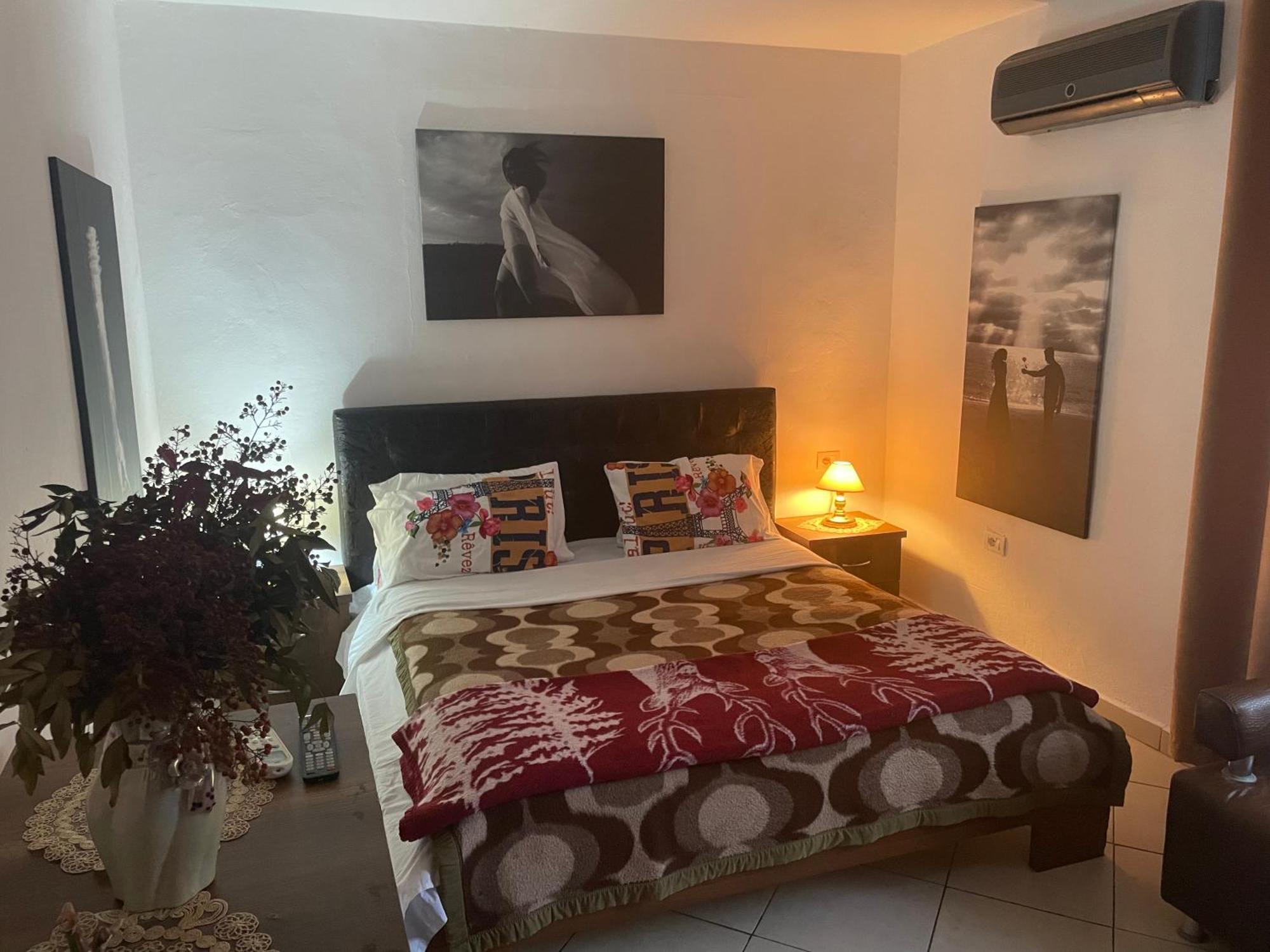 Apartamento Cozzy Cottage, In Center Of *