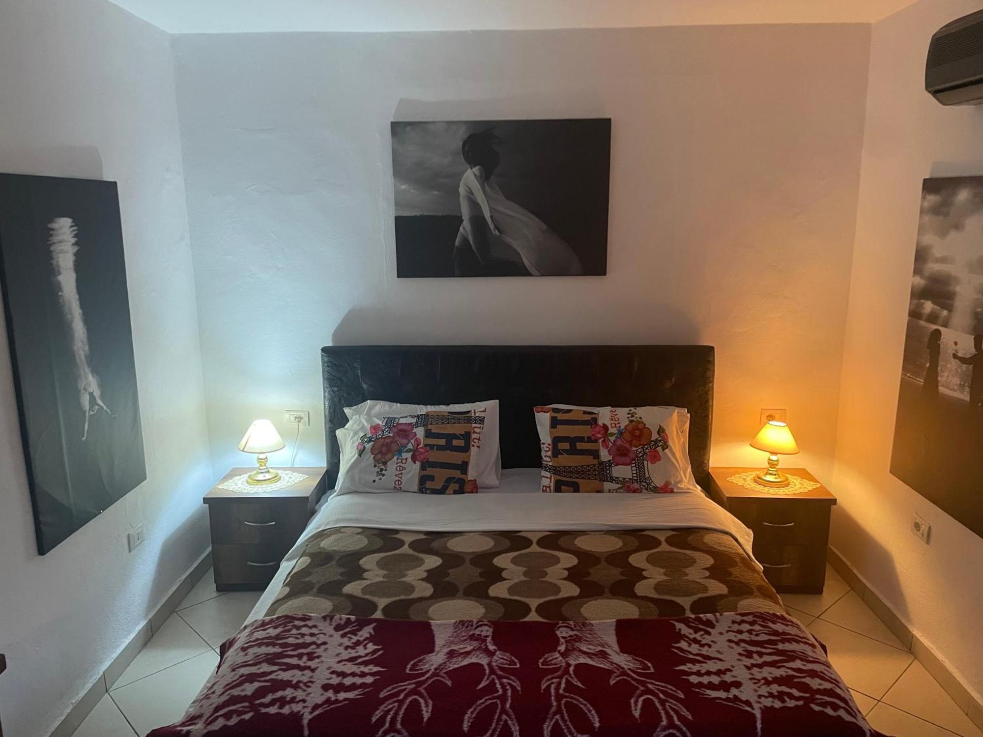 Apartamento Cozzy Cottage, In Center Of